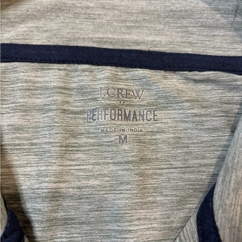 J.Crew Performance Heather Gray Quarter-Zip‎ pullover Top. SZ M